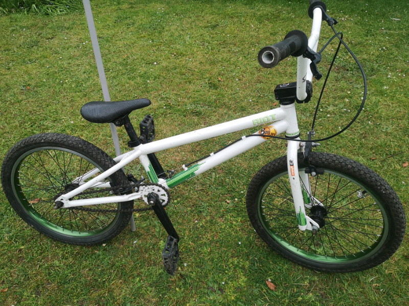 stolen riot bmx